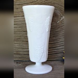 Vintage Indiana Colony White Milk Glass Vase Harvest Grape Footed